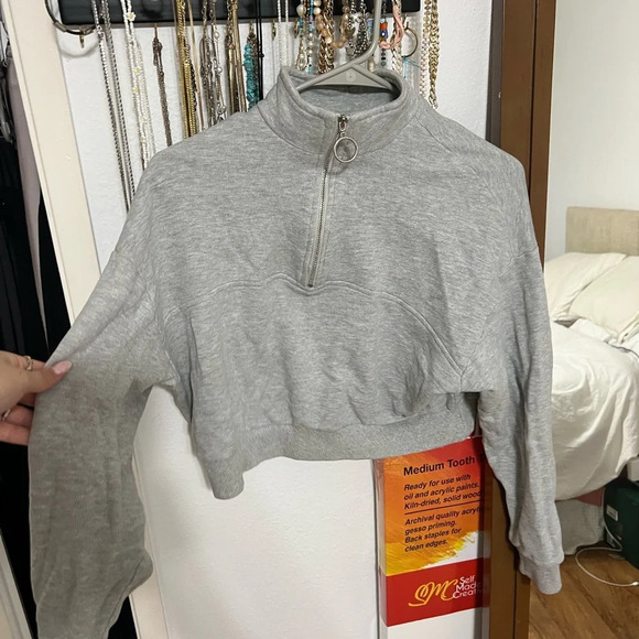 PRINCESS POLLY sweatshirt - Picture 12 of 16